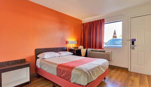 Motel 6 – Santa Rosa, CA - South