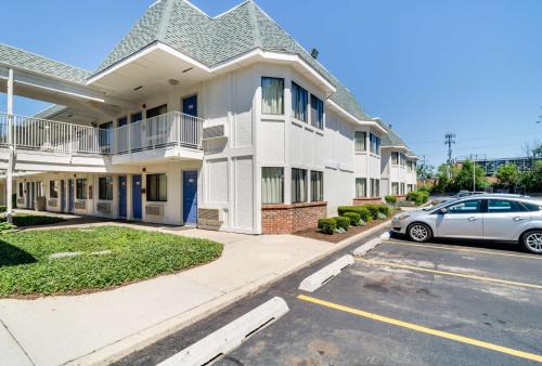 Motel 6-Schiller Park, IL - Chicago O'Hare