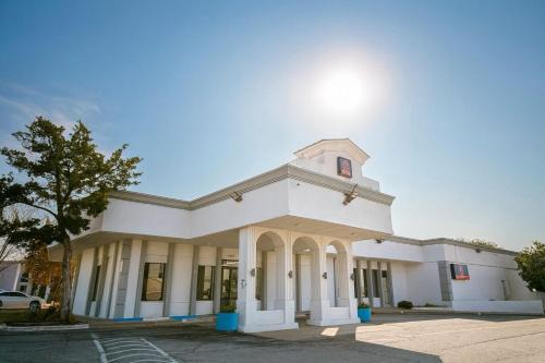 Motel 6 Sherman, TX