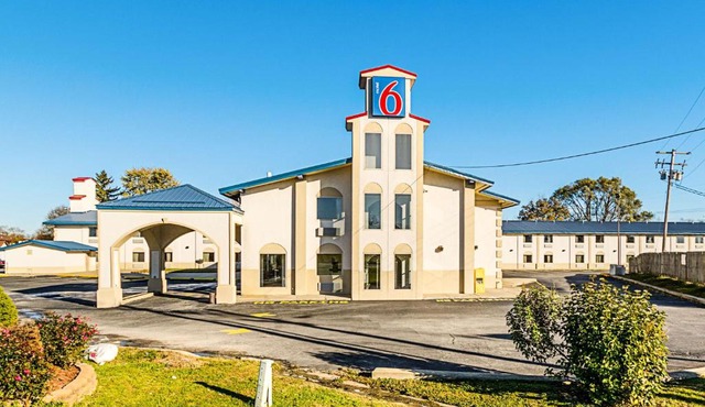 Motel 6-Urbana, IL