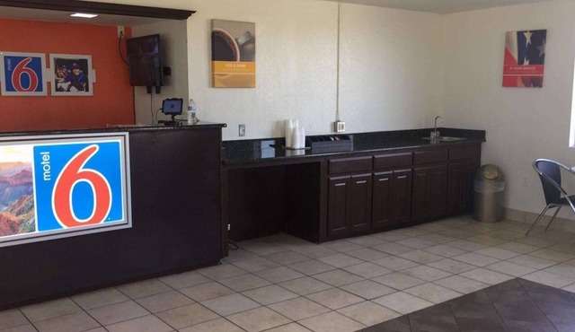 Motel 6 Waco, TX