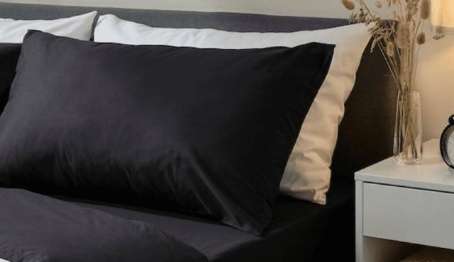 Motel in St-Pamphile with private rooms with 1 to 2 queen beds.