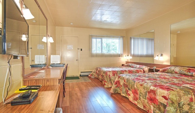 Motel R-100