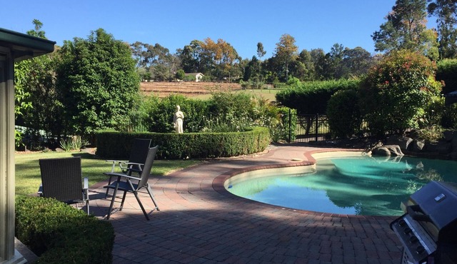 Mother Earth - rural paradise close to Sydney