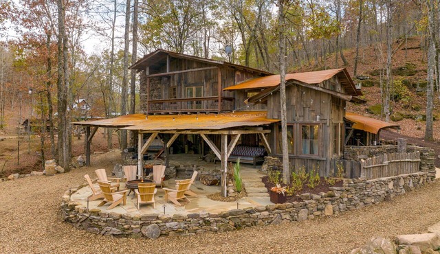Mother of Pearl Cabin Perfect for large groups includes - 2 Hot Tubs - 2 UTV's