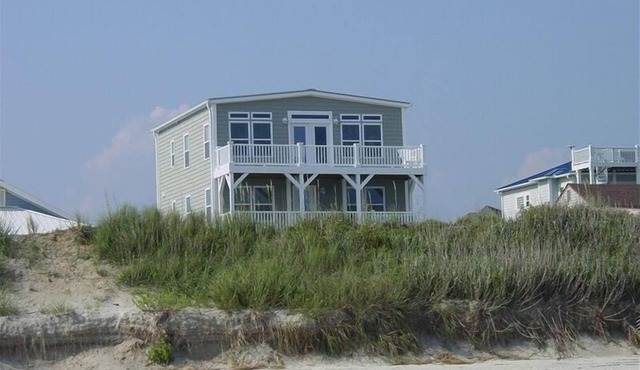 Mothers' Day Week/weekend, Priv.heated Pool Oceanfront, EVcharging, Elevator,