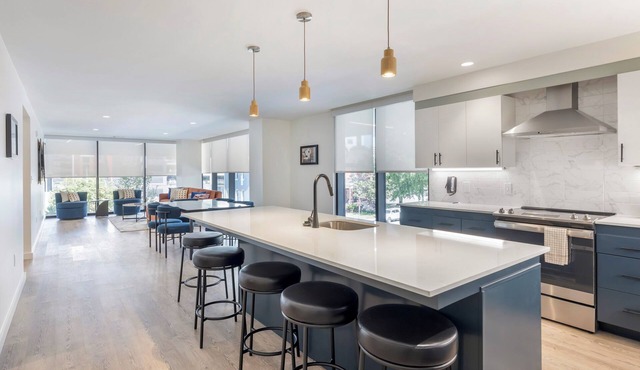 Motif on Nashville's Music Row