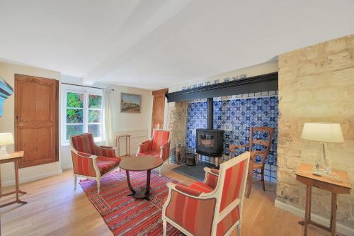 Mouchette - Avec grand jardin