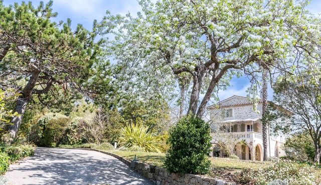 Mougins Villa | Pool & Garden near Cannes