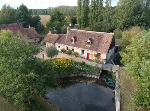 Moulin de la Diversiere, gîtes avec piscine en pleine nature