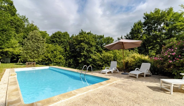 Moulin de la Grenaderie – Peaceful Retreat with Pool in the Heart of Périgord Noir