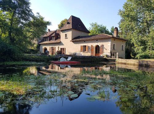 Moulin du 17 ème 3 étoiles à 10 min de Brantôme en Périgord