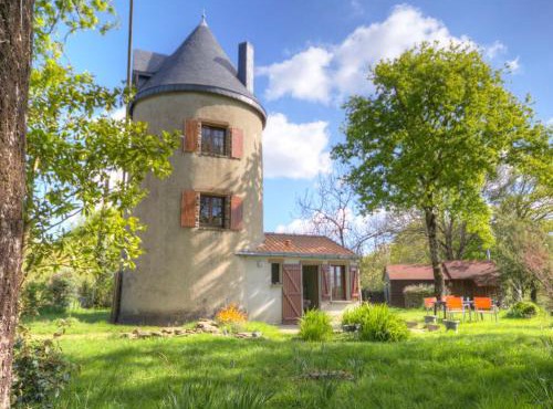 Moulin rénové avec jardin clos près de Pornic - FR-1-306-872