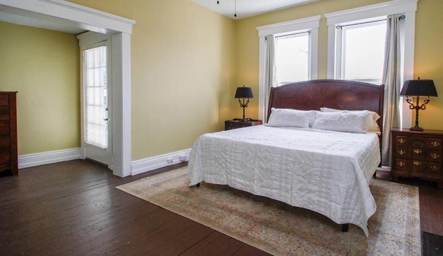 Mount Bernadette - Charming historic apartment in the heart of the Louisville Highlands