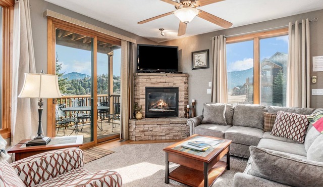 Mount Cirrus 10B - 2 Br Condo with Private Hot Tub - Mountain Views