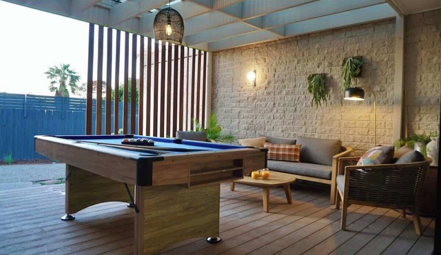 Mount Eliza Luxury Retreat | Hot Tub · BBQ · More