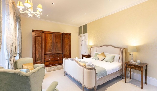 Mount Ephraim Gardens Sir Edwyn Suite