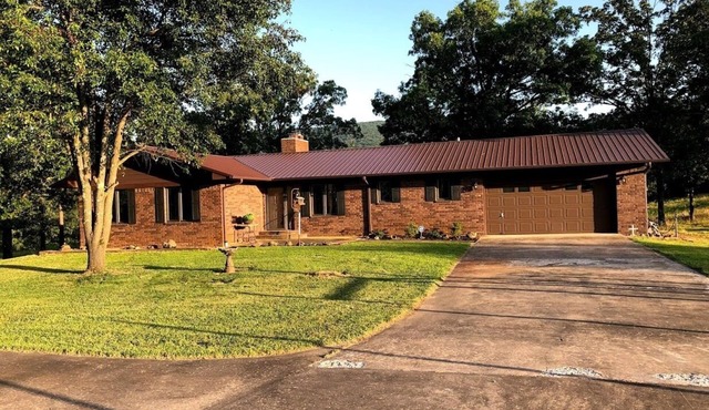 Mount Magazine View - Beautiful 4 BR, 3 Bath Perfect For Families, Trail Riding