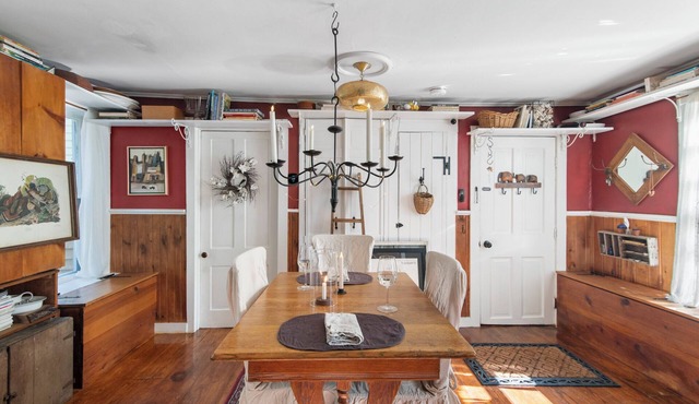 Mount Snow Lake Whitingham Antique Apartment in Jacksonville-Whitingham Vermont