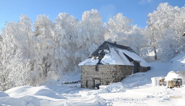 Mountain house for rent in a private estate - sleeps 6