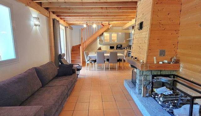 Mountain Home with Garden - 3 BR, 2 BA, Veranda, Fireplace, Pet-Friendly