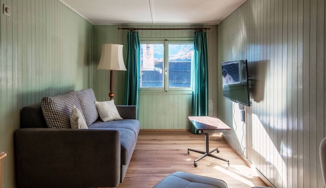 Mountain apartment in picturesque Osco (Casa Marusca)