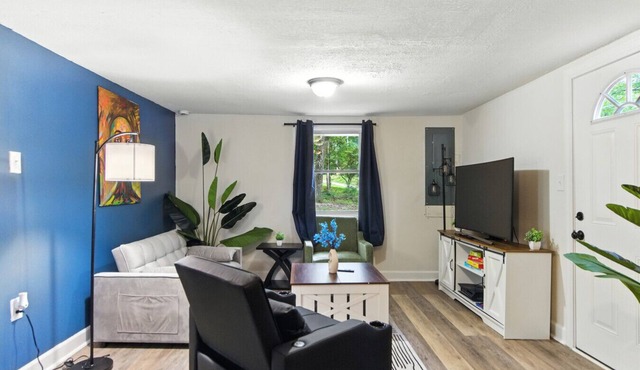 Mountain Bungalow | Nature, History| Wineries|PS5