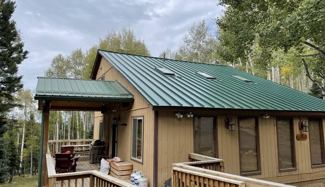 Mountain Cabin, 4 Bedrooms, 2 Baths, Near Golf Course & 5 Minutes To Ski Area