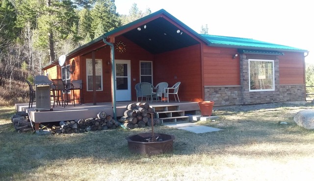 Mountain Cabin Getaway with Numerous Outdoor Recreation Opportunities