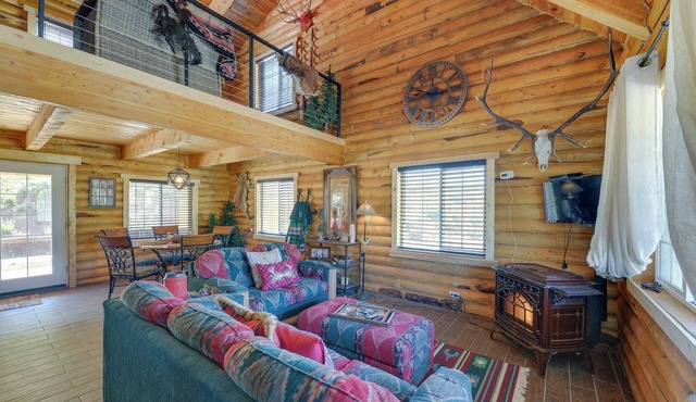 Mountain Cabin in Wyoming Range: Scenic & Remote!