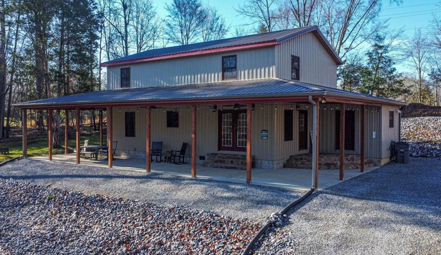 Mountain Cabin just off Lake Barkley in Kuttawa, KY