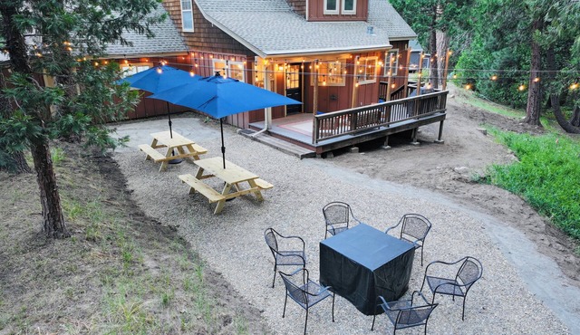 Mountain Cabin, Mins from Pinecrest Lake and Dodge Ridge!