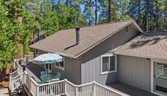 Mountain Cabin near Pinecrest