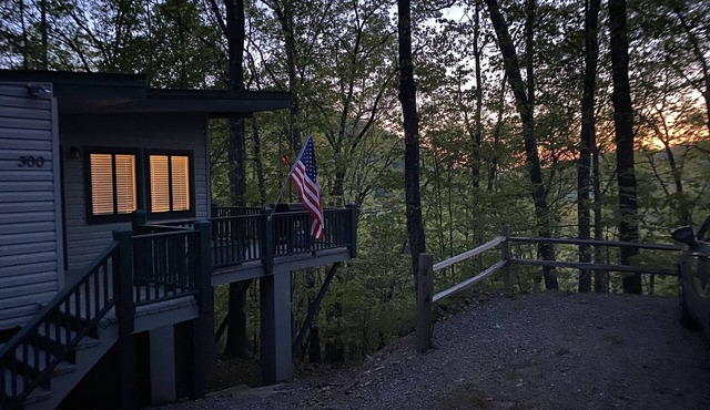 Mountain Cabin/Private/Deck/Views/Sunsets/In The Woods