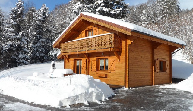 Mountain Chalet sauna atmosphere cocooning nearby lakes and ski slopes