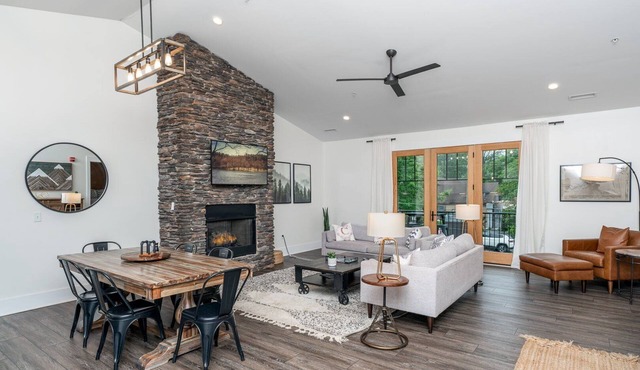 Mountain Condo in Downtown Blowing Rock