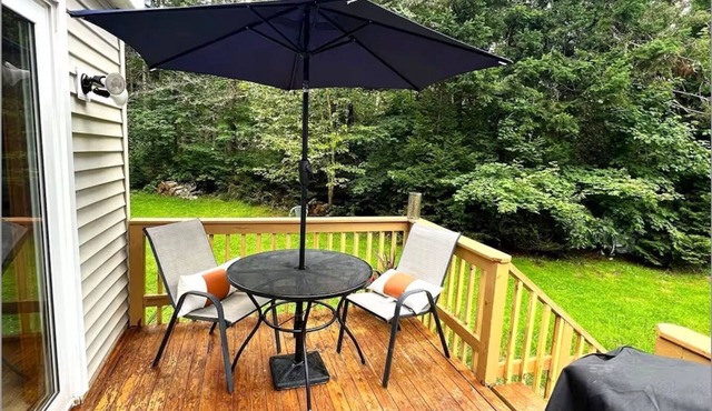 Mountain Cottage | 15 Min to Cannon | Pet Friendly