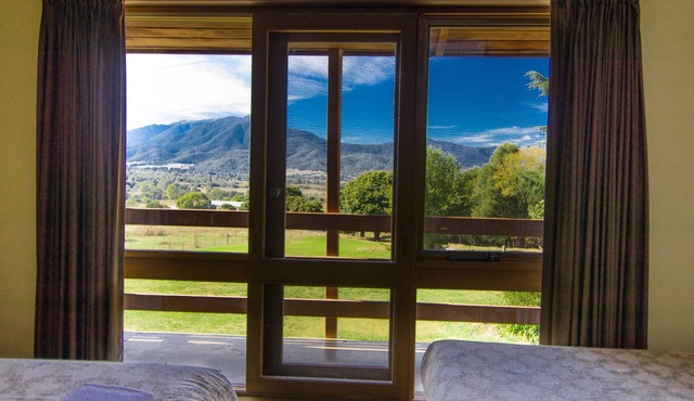 Mountain Creek Motel