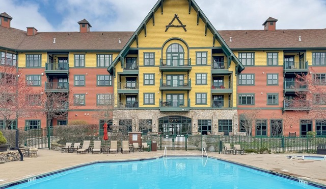 Mountain Creek Resort Stay Modern Condo at The Appalachian #251