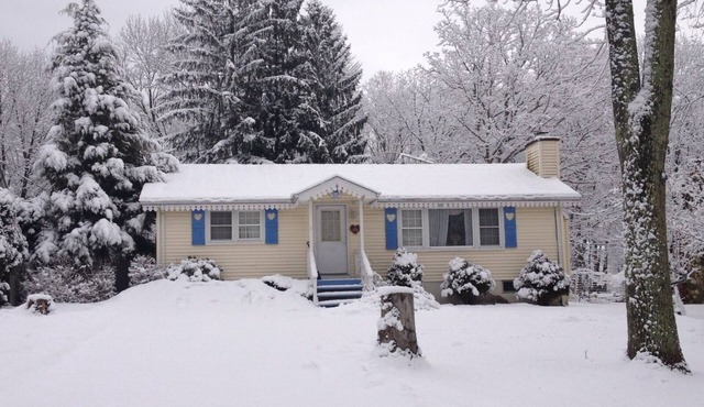 Mountain Creek Ski Resort only 10 min away