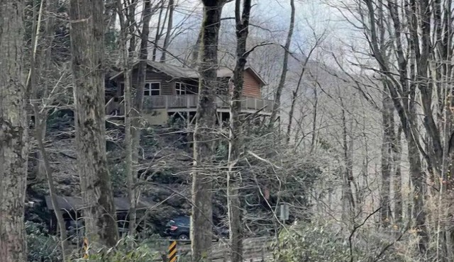 Mountain Creekside Retreat