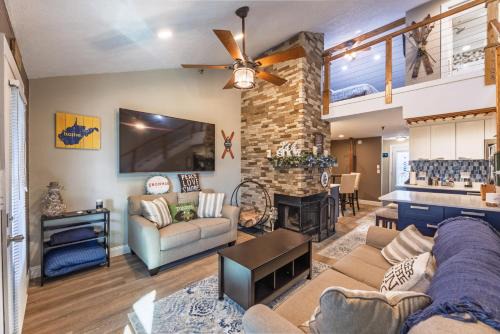 Mountain Crest Cabin