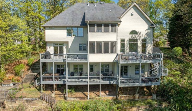 Mountain Dream | Beautiful Mountain Home with Hot Tub