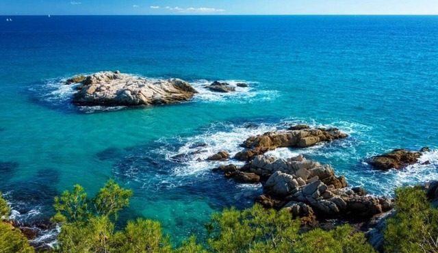 Mountain Escape w/stunning views 40 km to Barna!