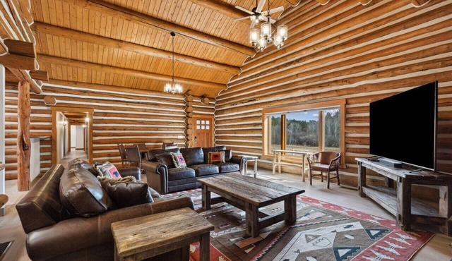 Mountain Escape Lodge