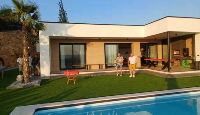 Mountain experience with pool and BBQ in Pozo Alcón