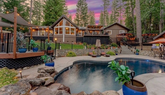 Mountain Family Resort Pool Hot Tub Games 3 Decks Events Separate Cost