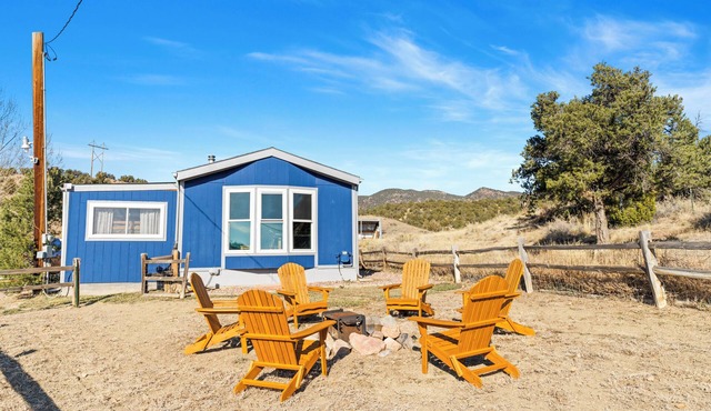 Mountain Farm Stay, Alpacas & Views, Royal Gorge 15min
