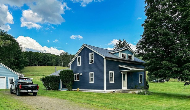 Mountain Getaway House w/Sweeping Views
