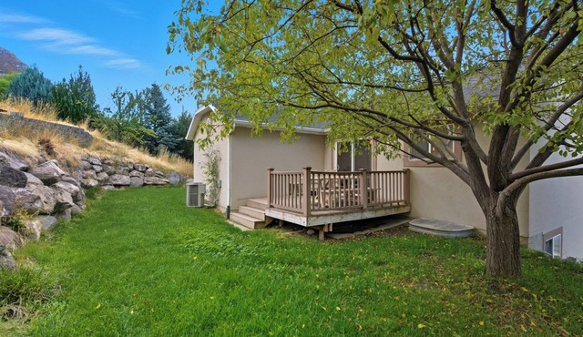 Mountain Haven Family Comfort Meets Scenic Calm